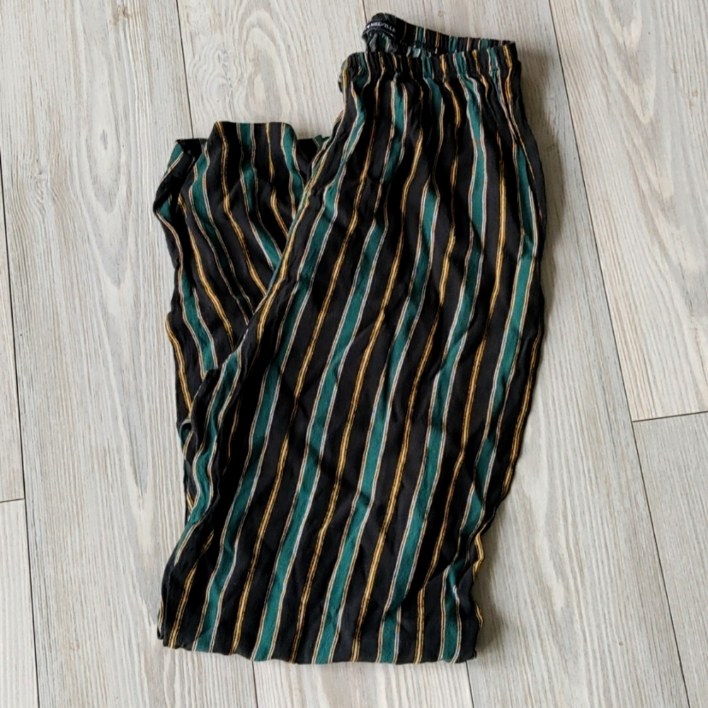 Hollister green and gold striped vicosa pants size 2